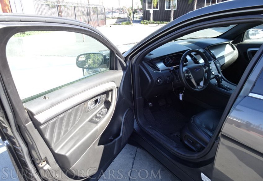 2016 Ford Taurus - Image 19