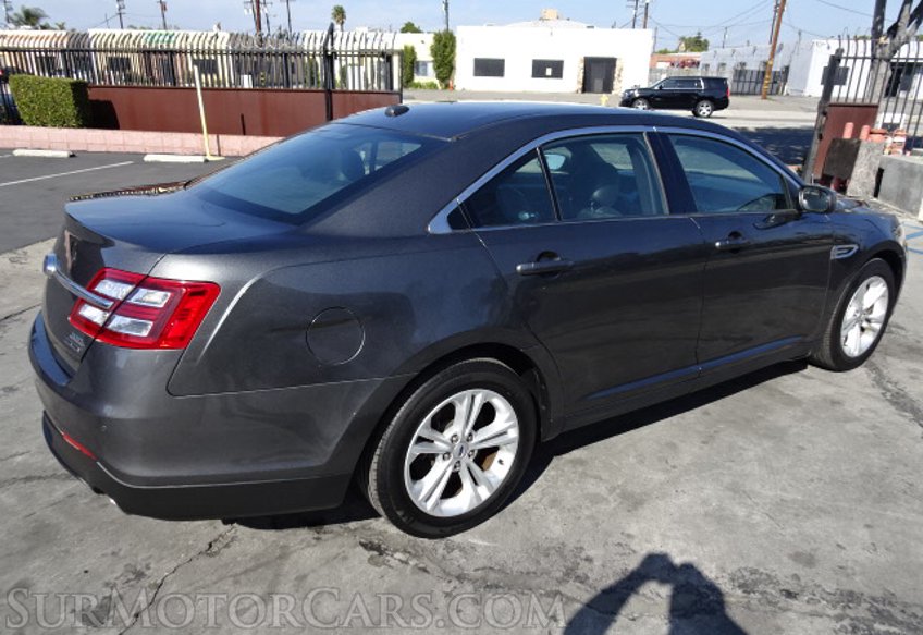 2016 Ford Taurus - Image 5