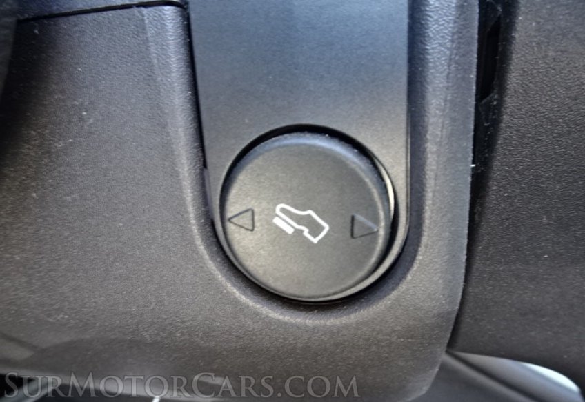 2016 Ford Taurus - Image 36