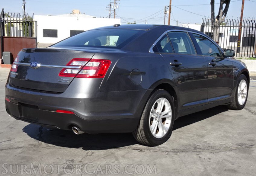 2016 Ford Taurus - Image 7