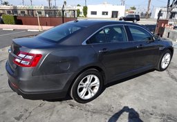 2016 Ford Taurus - Image 5