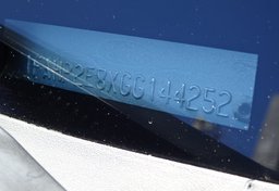 2016 Ford Taurus - Image 47