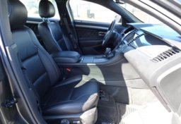 2016 Ford Taurus - Image 24