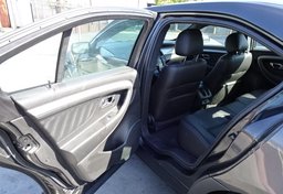 2016 Ford Taurus - Image 21