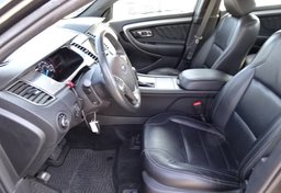 2016 Ford Taurus - Image 23