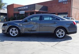 2016 Ford Taurus - Image 10