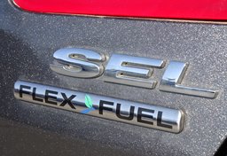 2016 Ford Taurus - Image 17