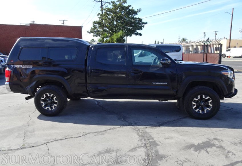 2017 Toyota Tacoma - Image 6