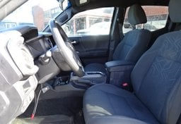 2017 Toyota Tacoma - Image 28