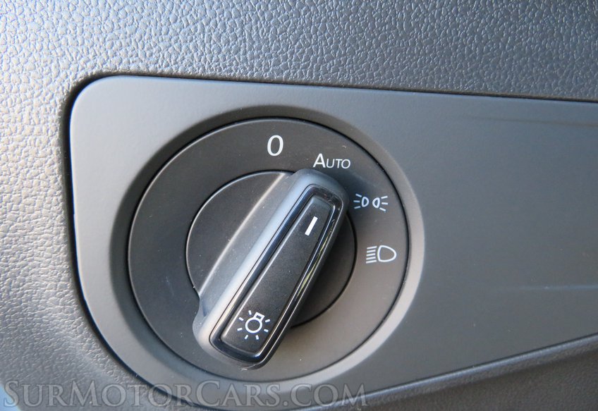2019 Volkswagen Tiguan - Image 36