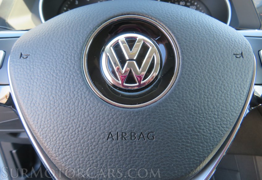 2019 Volkswagen Tiguan - Image 31