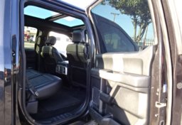 2015 Ford F-150 - Image 32