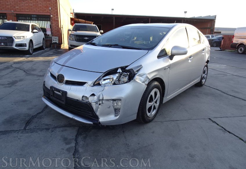 2015 Toyota Prius - Image 6