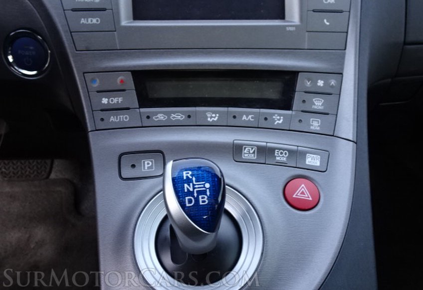 2015 Toyota Prius - Image 24