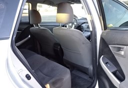 2015 Toyota Prius - Image 17