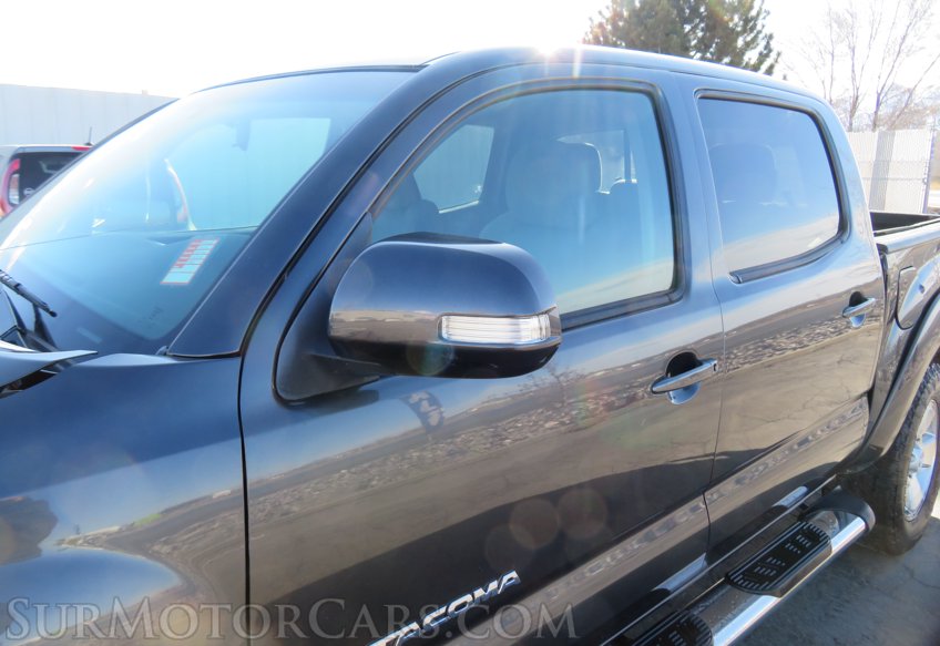 2014 Toyota Tacoma - Image 15