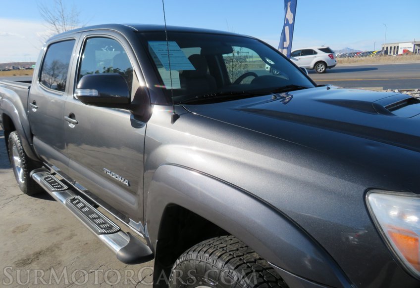 2014 Toyota Tacoma - Image 12