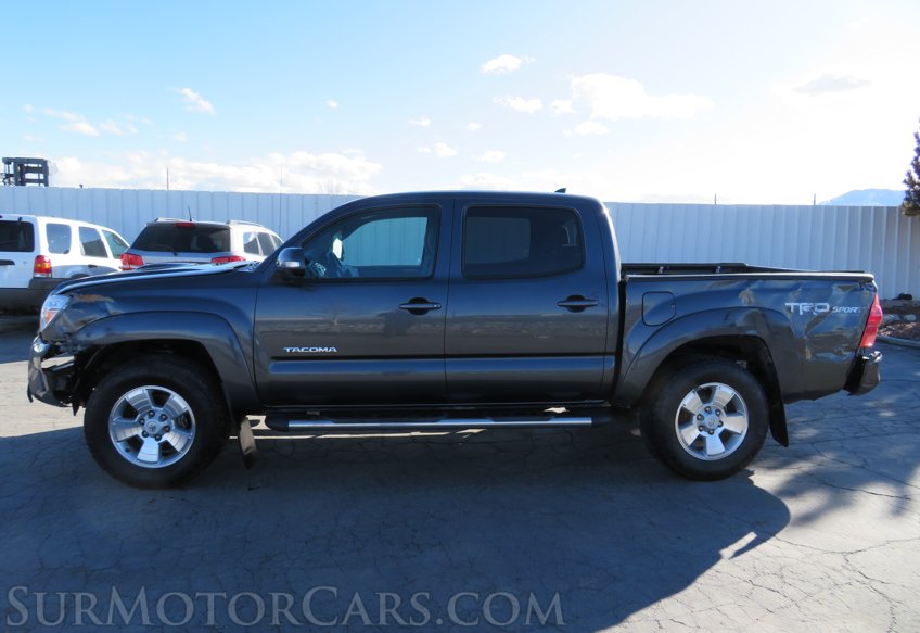 2014 Toyota Tacoma - Image 9