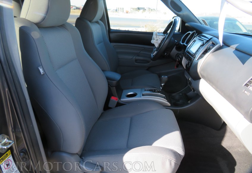 2014 Toyota Tacoma - Image 25