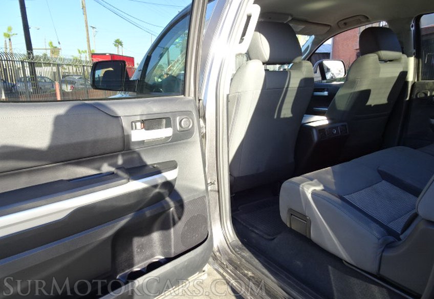 2015 Toyota Tundra - Image 28