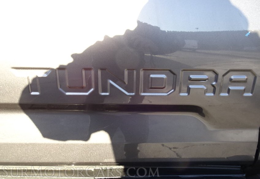 2015 Toyota Tundra - Image 20