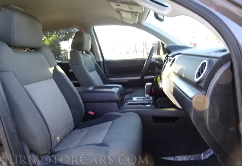 2015 Toyota Tundra - Image 24