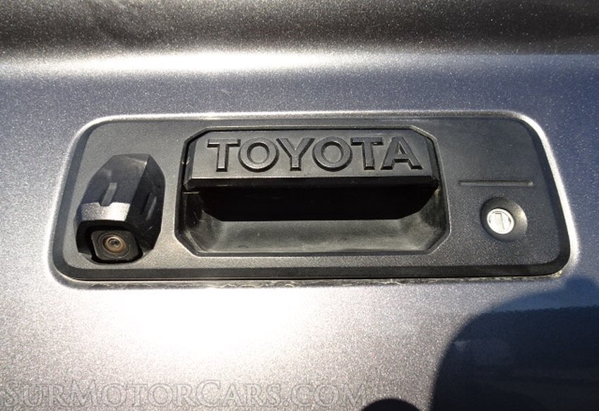 2015 Toyota Tundra - Image 16
