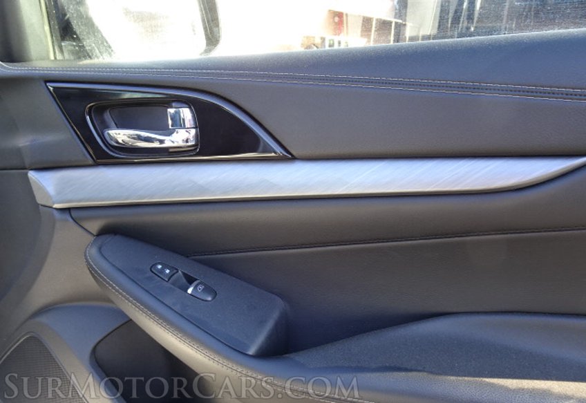 2017 Nissan Maxima - Image 35