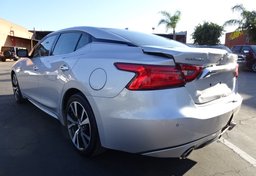 2017 Nissan Maxima - Image 9
