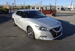 2017 Nissan Maxima - Image 2