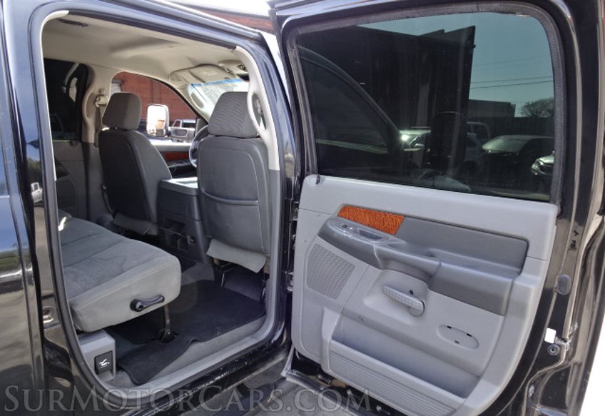 2006 Dodge Ram 2500 - Image 29