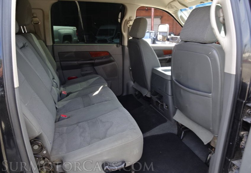 2006 Dodge Ram 2500 - Image 31