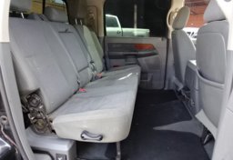 2006 Dodge Ram 2500 - Image 33