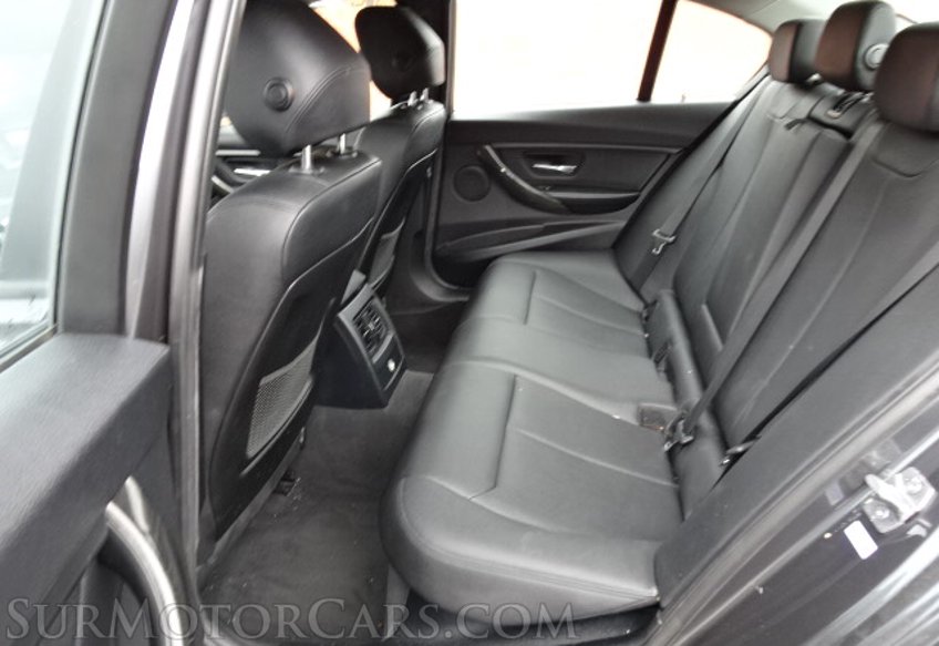 2015 BMW 3 Series - Image 28