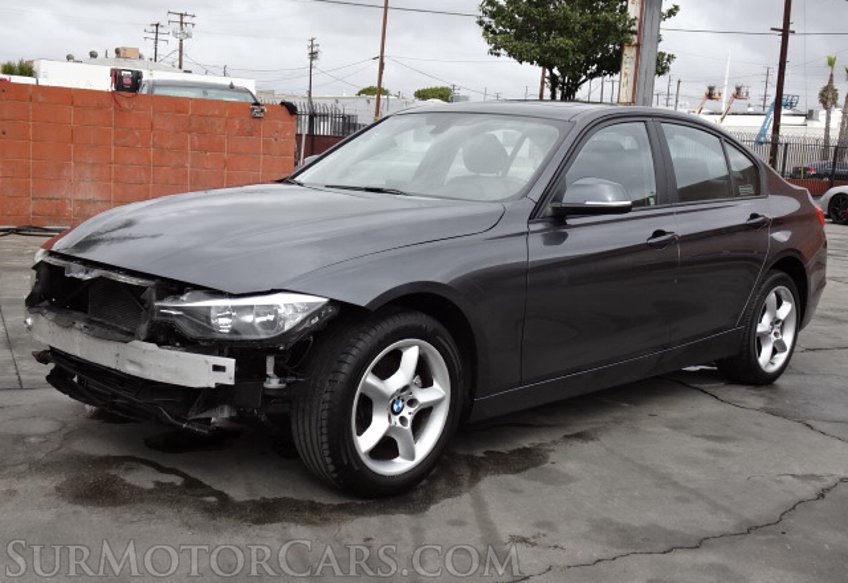 2015 BMW 3 Series - Image 4