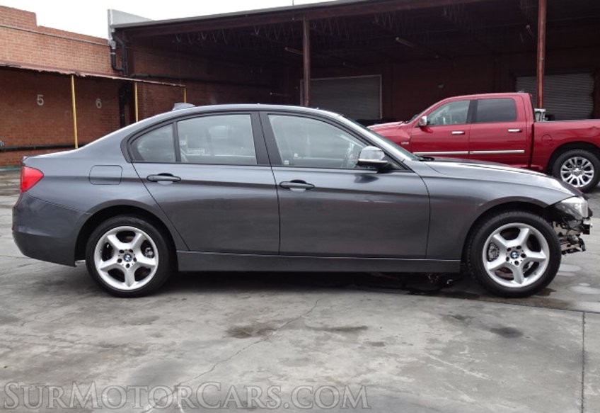 2015 BMW 3 Series - Image 9