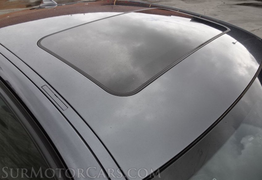 2015 BMW 3 Series - Image 13
