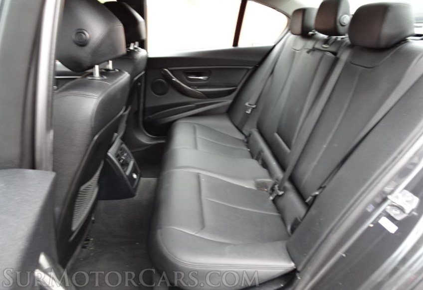 2015 BMW 3 Series - Image 26