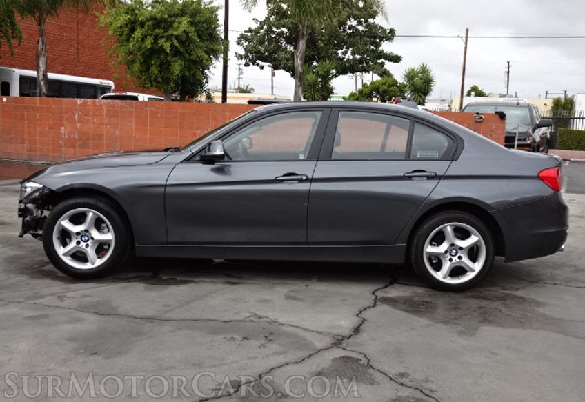 2015 BMW 3 Series - Image 10
