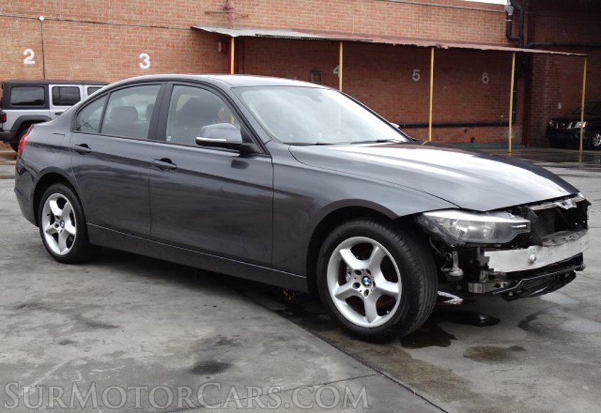 2015 BMW 3 Series - Image 3
