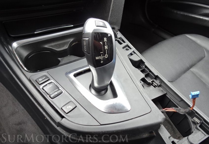 2015 BMW 3 Series - Image 39