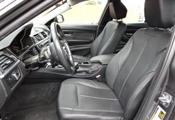 2015 BMW 3 Series - Image 22