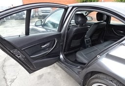 2015 BMW 3 Series - Image 20
