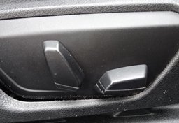 2015 BMW 3 Series - Image 36