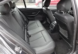 2015 BMW 3 Series - Image 29