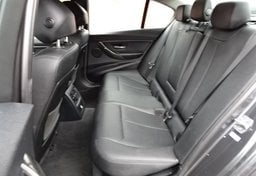 2015 BMW 3 Series - Image 26