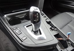 2015 BMW 3 Series - Image 39