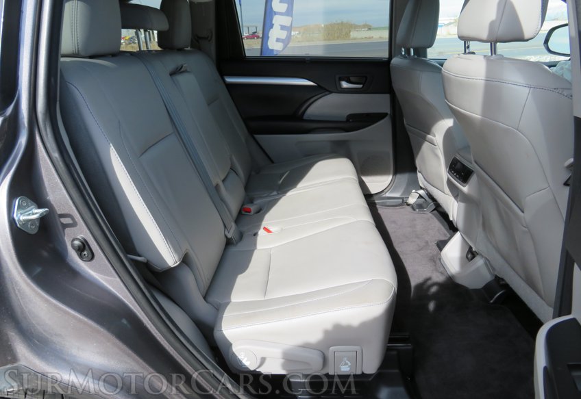 2015 Toyota Highlander - Image 31
