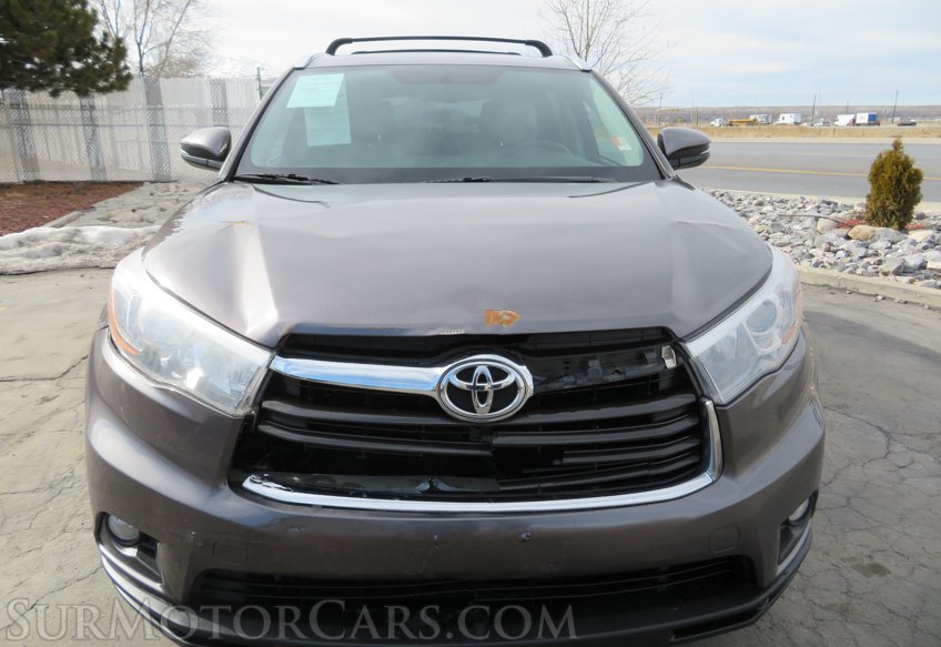 2015 Toyota Highlander - Image 11