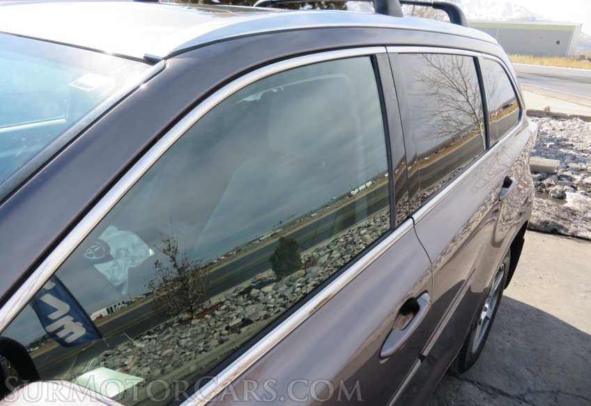 2015 Toyota Highlander - Image 14